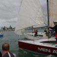 Beveik “America’s Cup” :) Šią savaitę šefas pasiūlė sudalyvauti jachtų lenktynėse. Kiekvieną ketvirtadienį jachtklubas rengia varžybas ir norintys gali prisijungti, jei kuriuose nors laivuose trūksta įgulos. Aišku aš nieko nemoku, bet pasakė jog tai...